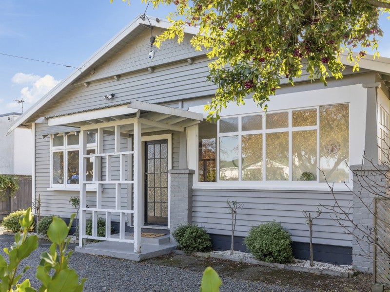 13 Waikare Avenue, Waiwhetu, Lower Hutt - Carousel 2