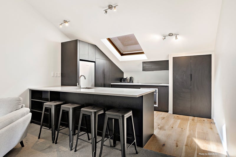 17/14 Alpha Street, Te Aro, Wellington - Carousel 2