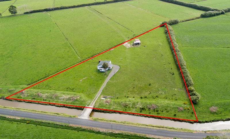 76 Arrowville Road, Aka Aka, Waiuku - Carousel 1