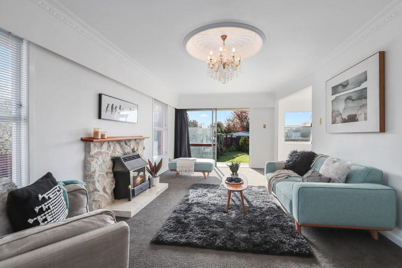 6 Aotea Place, Chedworth, Hamilton - Carousel 2