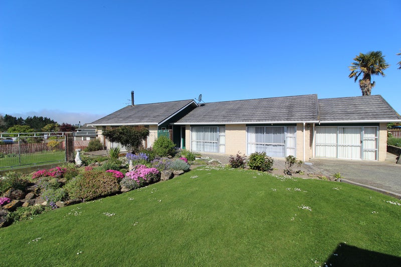 27 Weston Road, Holmes Hill, Oamaru - Carousel 1