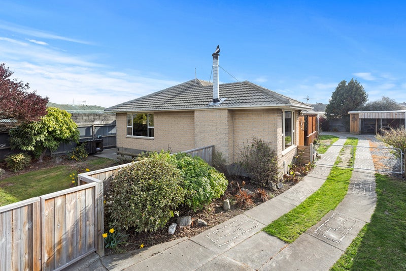 3 Silverwood Place, Hornby, Christchurch - Carousel 1