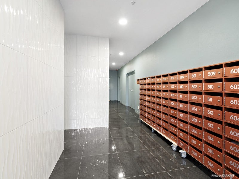 712/5 Aitken Street, Thorndon, Wellington - Carousel 1