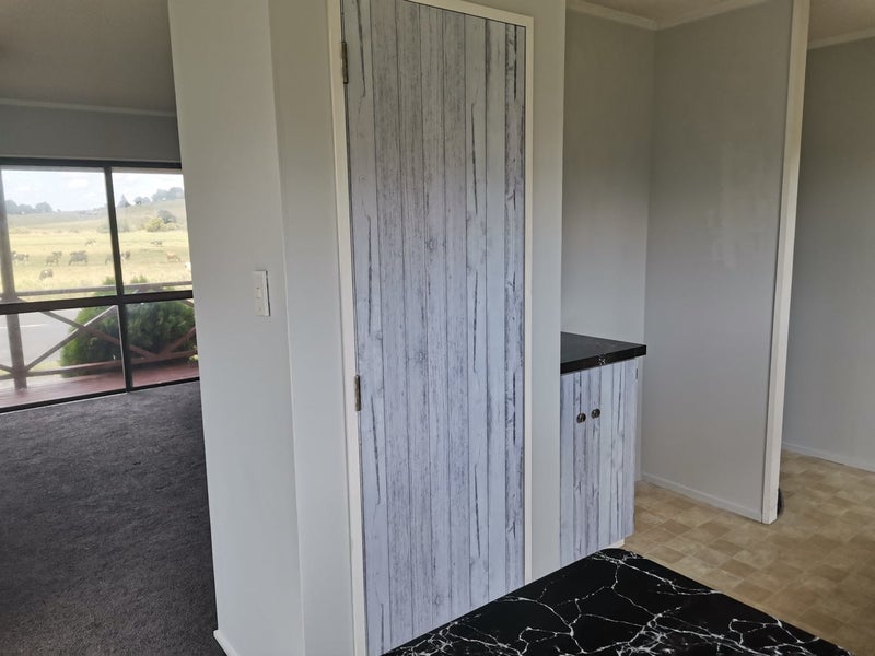 32 Foster Road, Temple View, Hamilton - Carousel 7