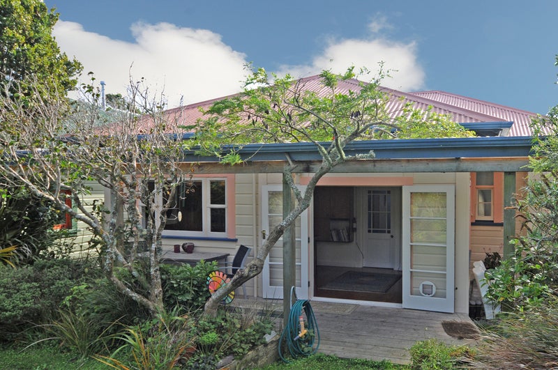 25 Disley Street, Highbury, Wellington - Carousel 1