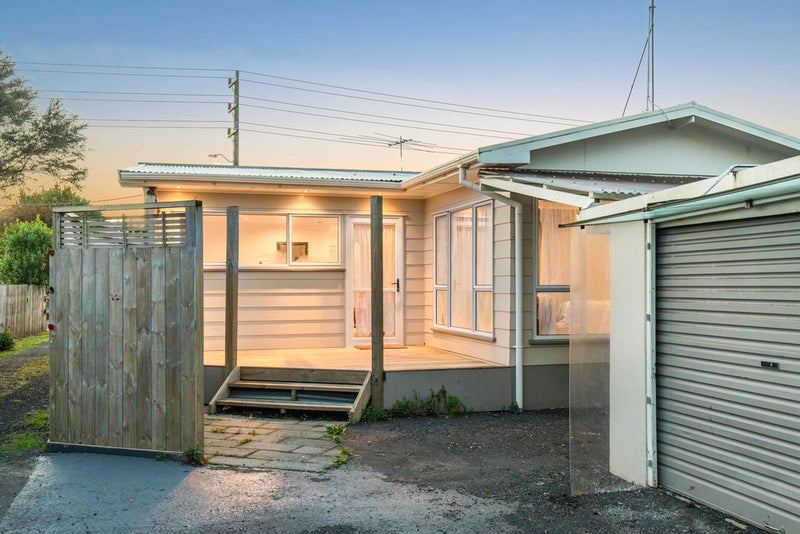 61 Glendale Road, Glen Eden, Auckland - Carousel 2