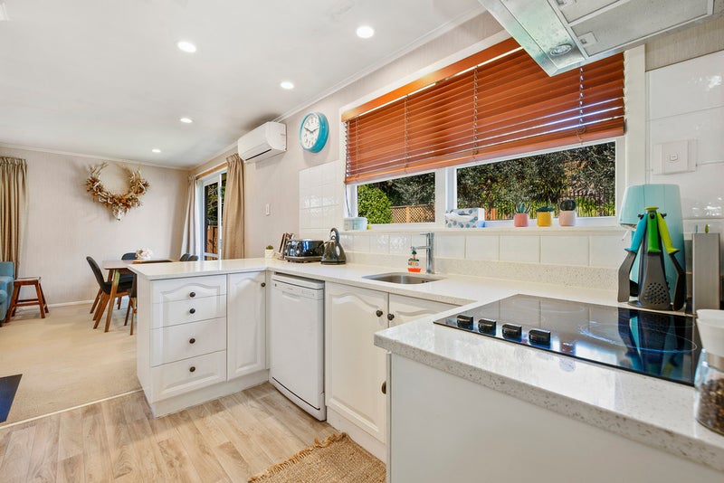 14 Norrie Place, Hillcrest, Rotorua - Carousel 26