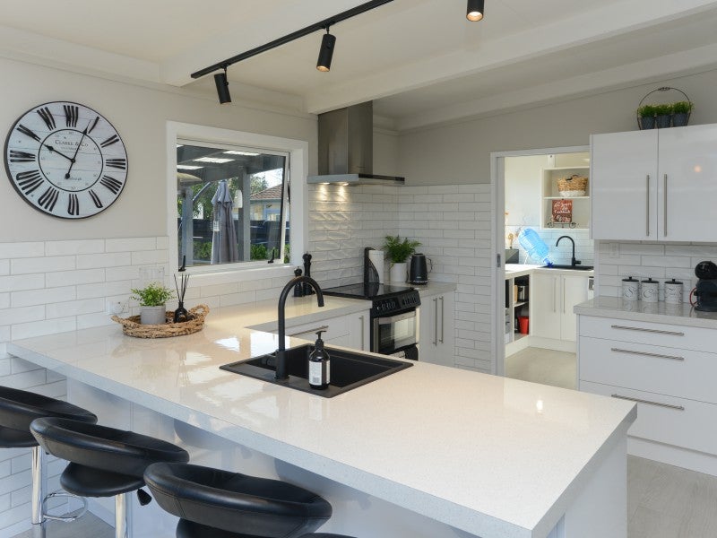 8 Bristol Street, Tamatea, Napier - Carousel 2