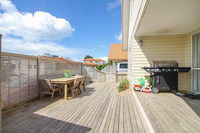 2/147 Brightside Road, Stanmore Bay, Whangaparāoa - Carousel 2