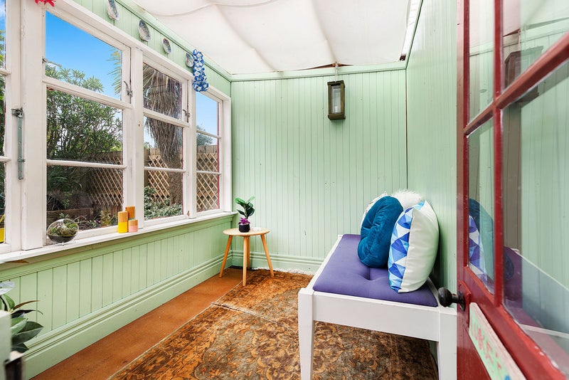 446 Broadway, Miramar, Wellington - Carousel 20