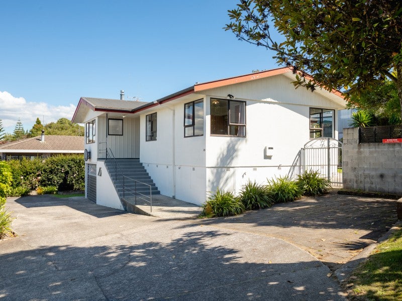 26 Warwick Place, Brookfield, Tauranga - Carousel 15