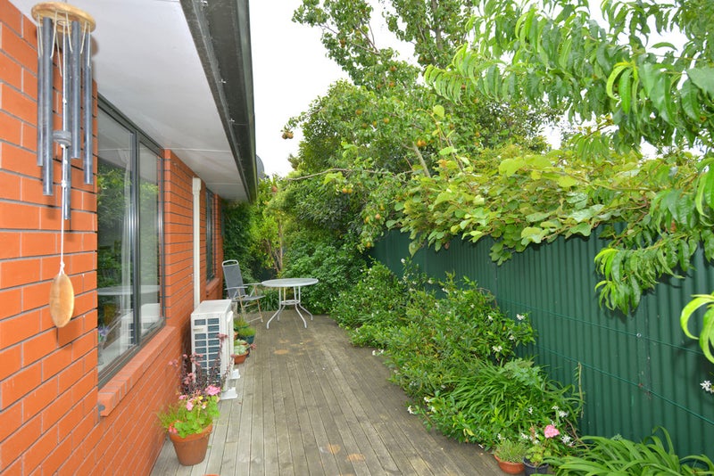 25 Reserve Close, Woolston, Christchurch - Carousel 16