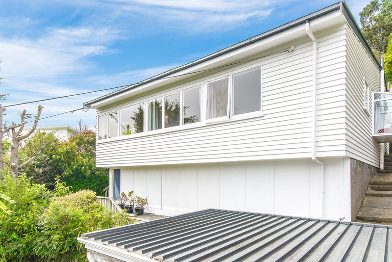 111 Mairangi Road, Wadestown, Wellington - Carousel 1