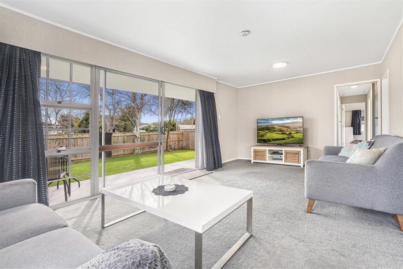 8 Cullimore Street, Pukete, Hamilton - Carousel 2
