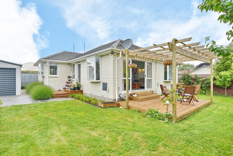 1/6A Mundys Road, Dallington, Christchurch - Carousel 1