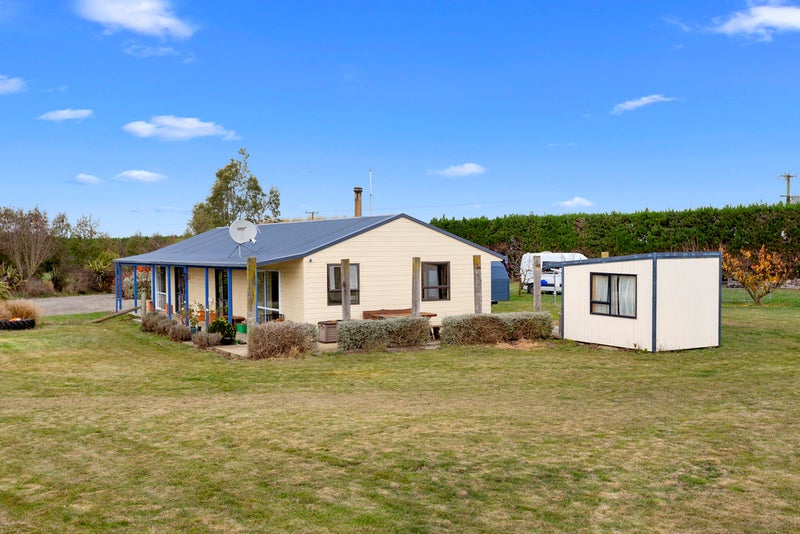 288 Clintons Road, Charing Cross, Darfield - Carousel 1
