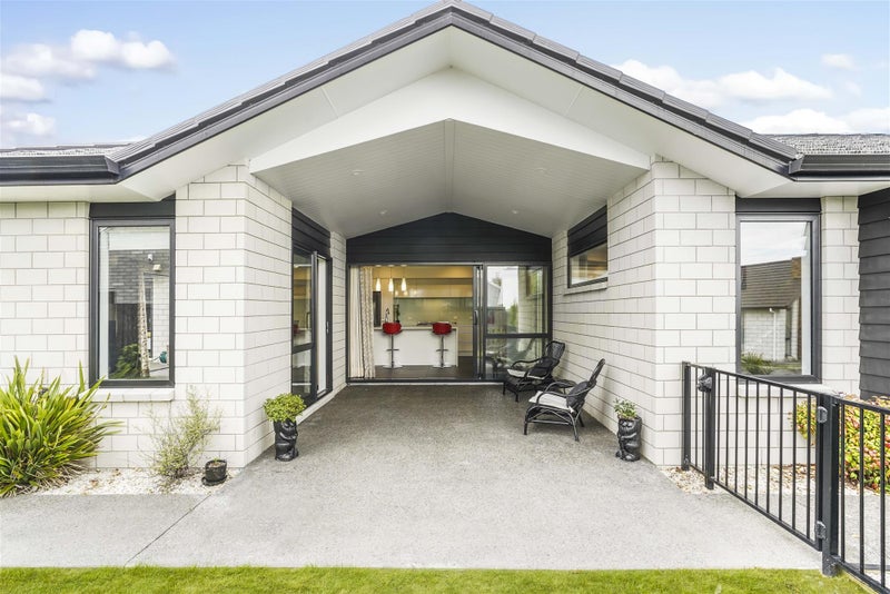 10 Kemble Place, Flagstaff, Hamilton - Carousel 2
