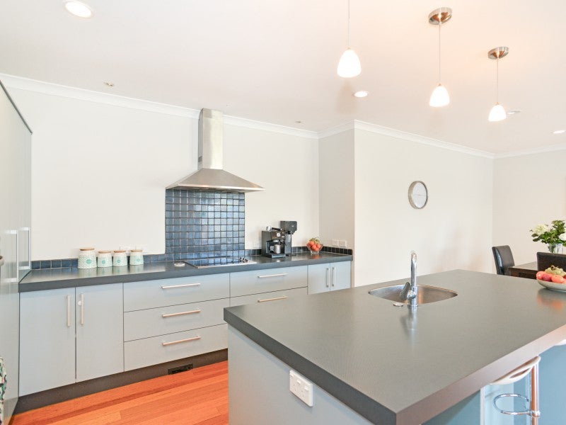 9 Aiden Lane, Raureka, Hastings - Carousel 2