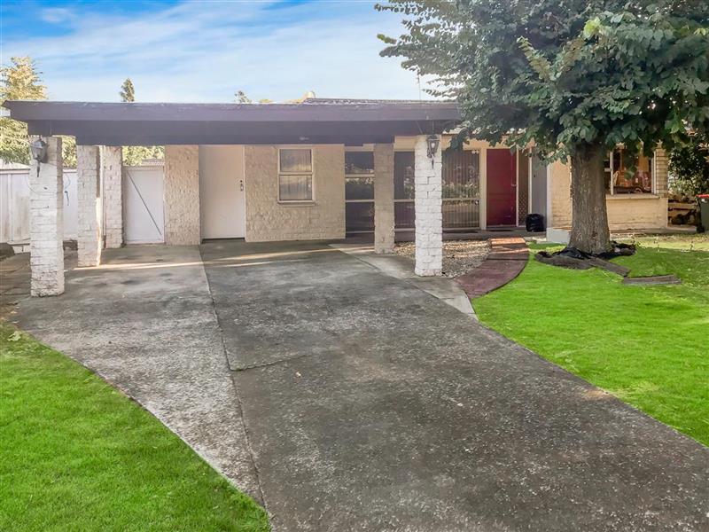 4 Isola Place, Manukau, Auckland - Carousel 1