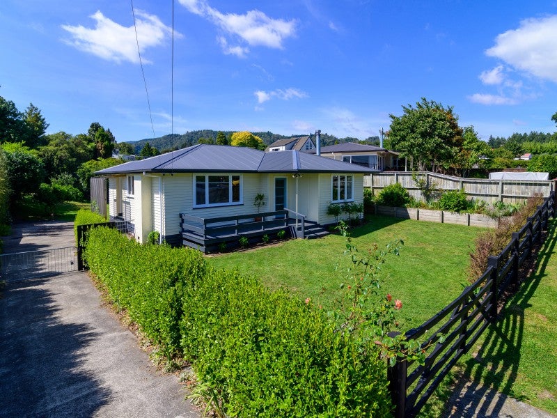 39 Lynmore Avenue, Lynmore, Rotorua - Carousel 2