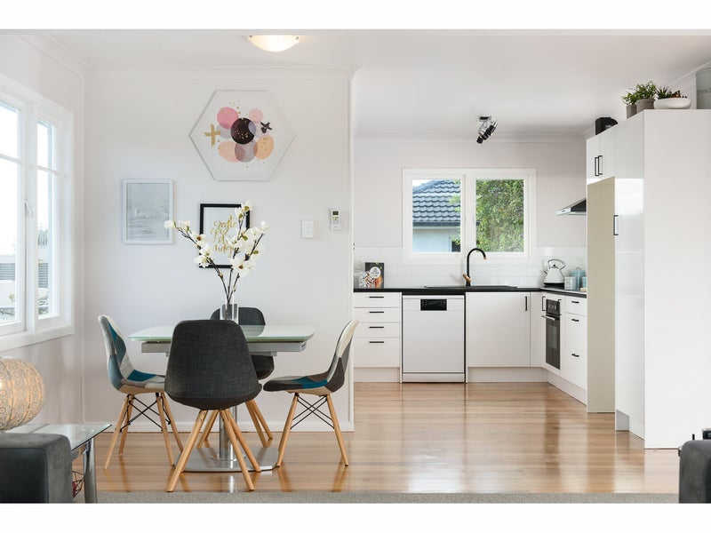 13A Hillstone Avenue, Gate Pa, Tauranga - Carousel 2