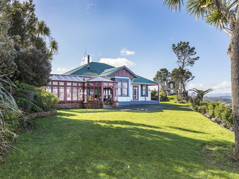 83 Sweetacres Drive, Belmont, Lower Hutt - Carousel 1