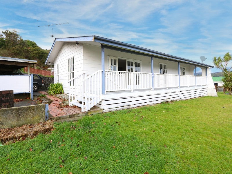 9 Tyrone Grove, Wainuiomata, Lower Hutt - Carousel 20