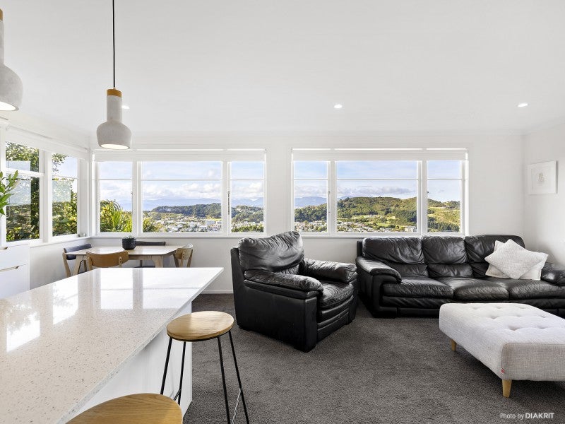 76 Farnham Street, Mornington, Wellington - Carousel 2