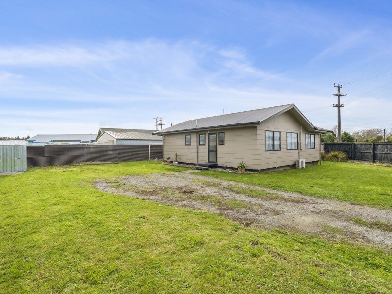 21A Railway Rd, Bunnythorpe, Palmerston North - Carousel 2