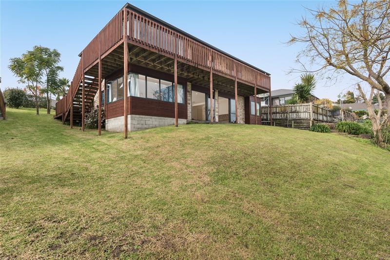 15 Sapphire Drive, Hairini, Tauranga - Carousel 2