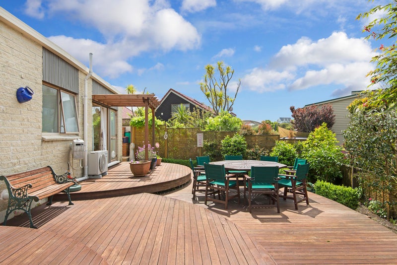 1/21 Davita Place, Farm Cove, Auckland - Carousel 1
