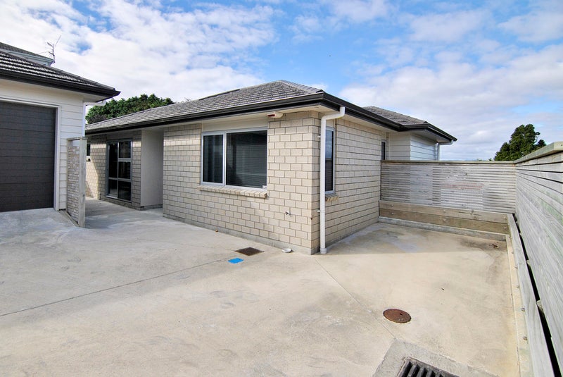 63A Woodland Road, Johnsonville, Wellington - Carousel 2