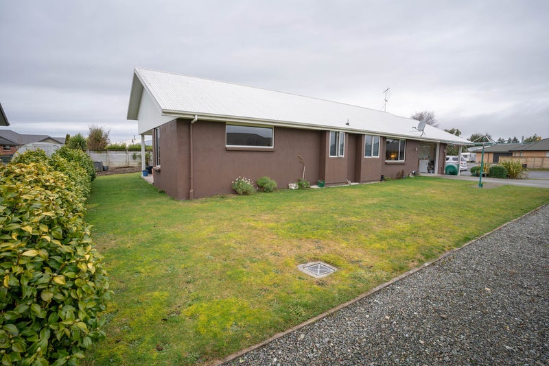 18 Broughton Place, Te Anau, Te Anau - Carousel 15