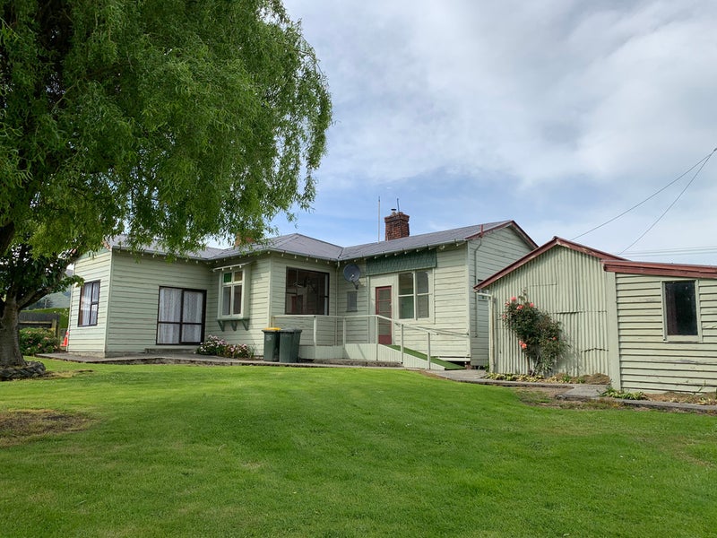 40 Bushyhill Street, Tapanui - Carousel 1