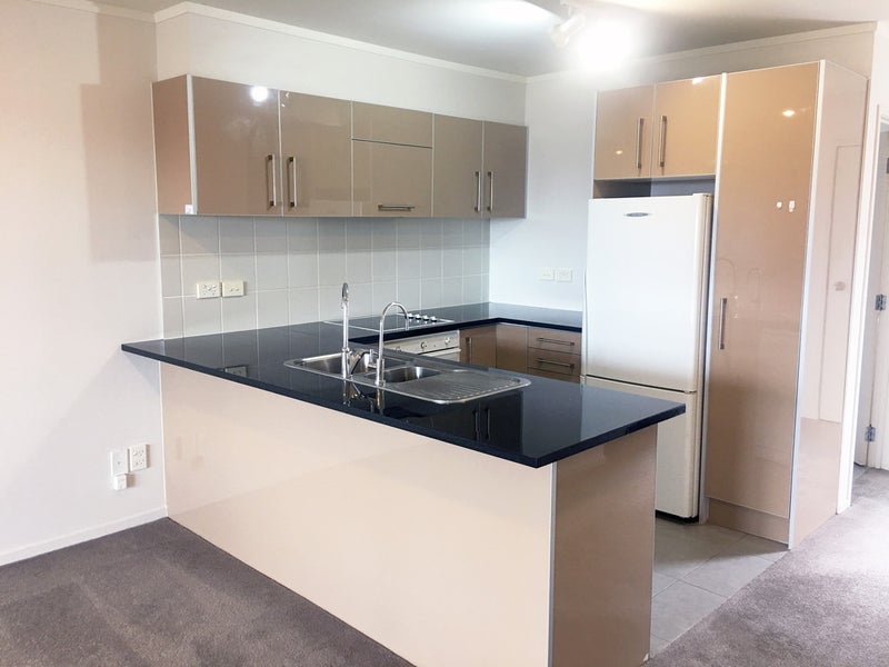 14/118 Broadway, Newmarket, Auckland - Carousel 2