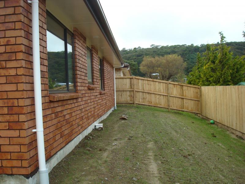 17 Sun Valley Grove, Wainuiomata, Lower Hutt - Carousel 10