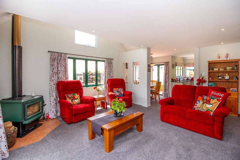 46A Norton Park Avenue, Fairfield, Lower Hutt - Carousel 2