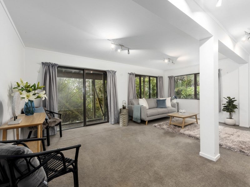 75 Avro Road, Blue Mountains, Upper Hutt - Carousel 2