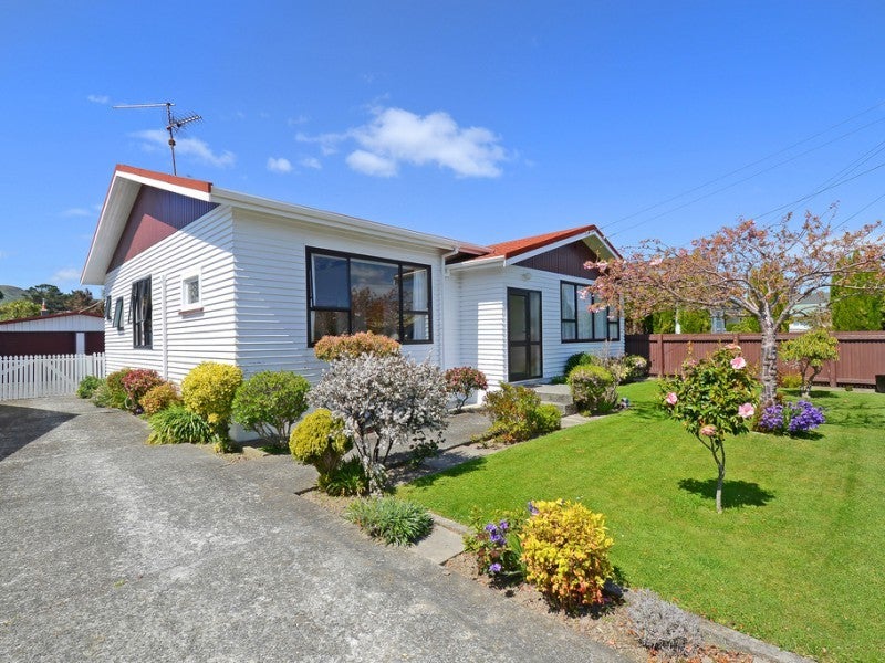 96 William Street, Petone, Lower Hutt - Carousel 2