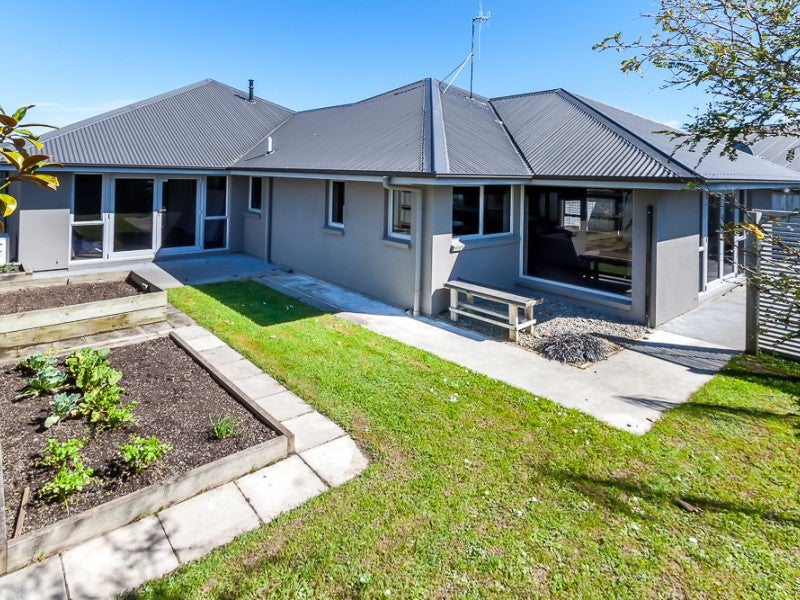 11 Rodeo Drive, Kelvin Grove, Palmerston North - Carousel 20