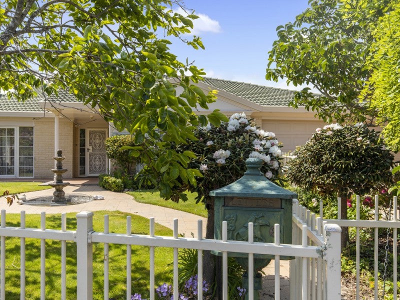 6 St Andrews Grove, Boulcott, Lower Hutt - Carousel 19