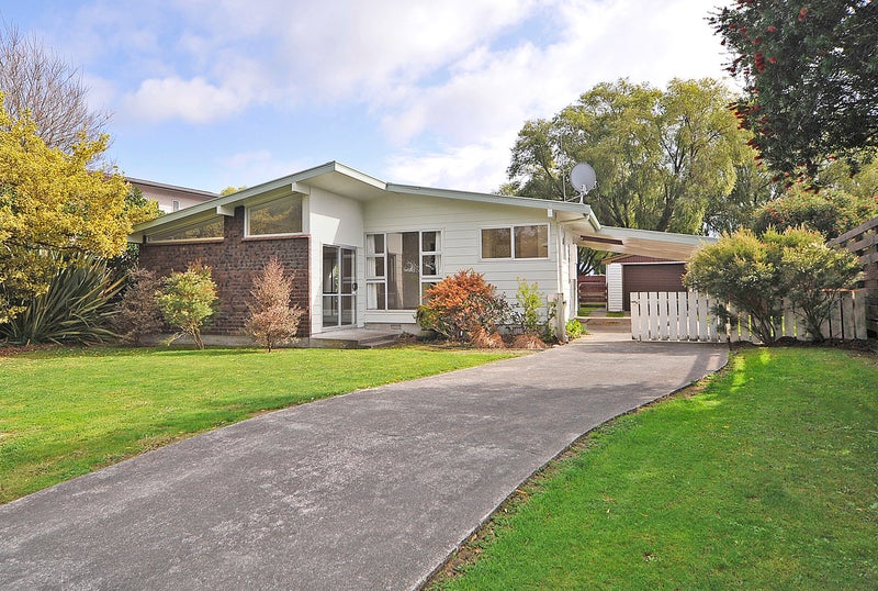 68 Apollo Parade, Milson, Palmerston North - Carousel 1