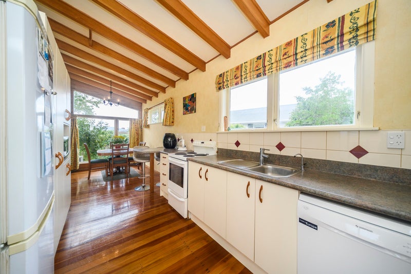 38 Holdsworth Avenue, Milson, Palmerston North - Carousel 2