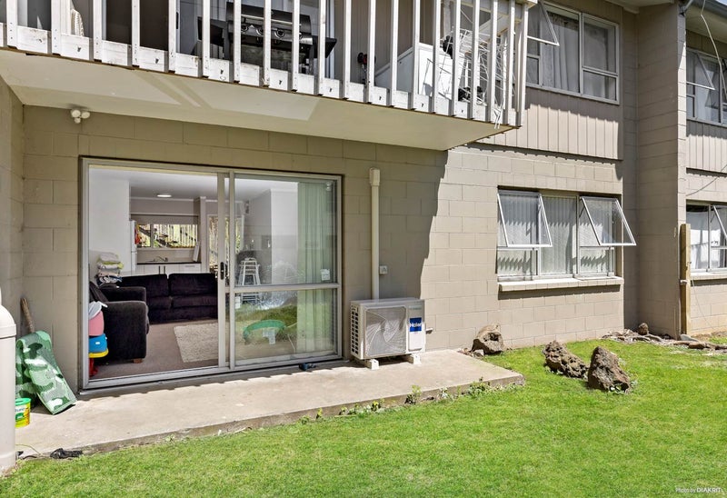 4/28 Princes Street, Otahuhu, Auckland - Carousel 1