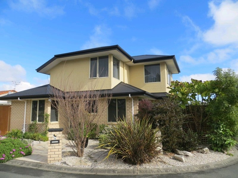 8 Lancewood Way, The Wood, Nelson - Carousel 1