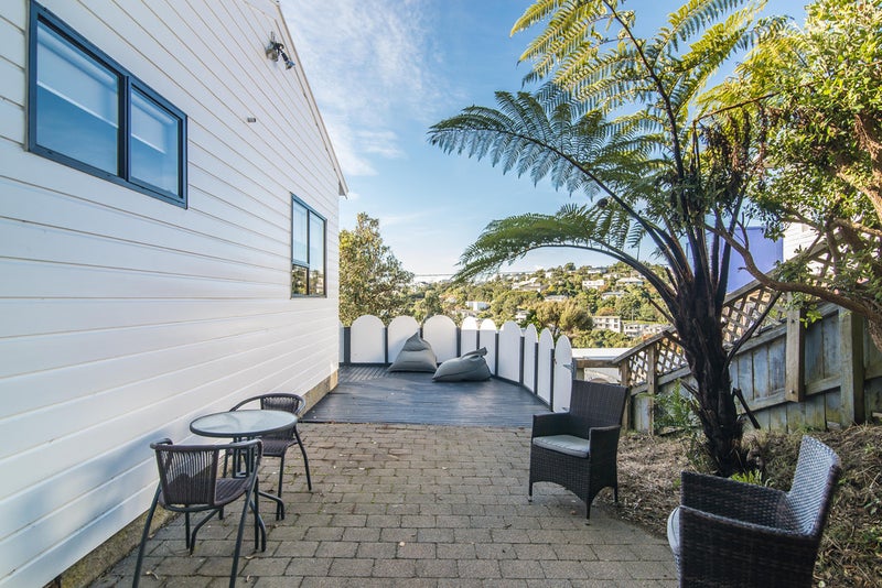 40 Voltaire Street, Karori, Wellington - Carousel 2