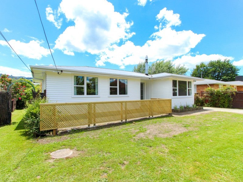 105 Sunset Road, Mangakakahi, Rotorua - Carousel 1