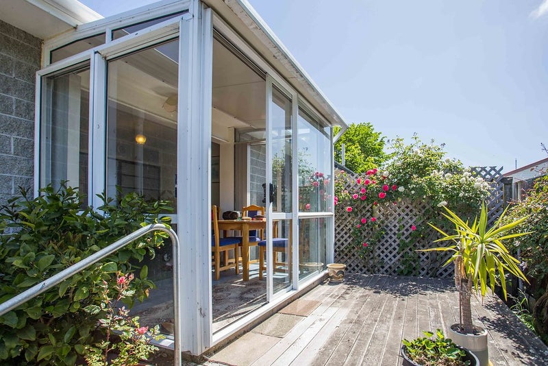 2/15 Hassals Lane, Waltham, Christchurch - Carousel 1