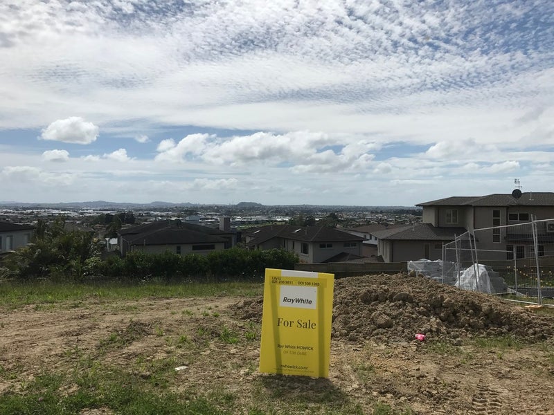 7 Alan John Place, East Tamaki Heights, Auckland - Carousel 2