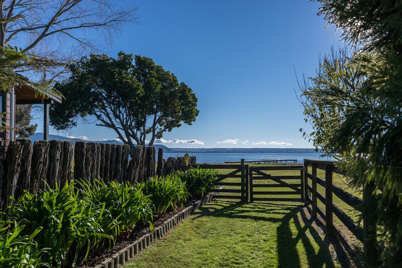 15A Holden Avenue, Holdens Bay, Rotorua - Carousel 2